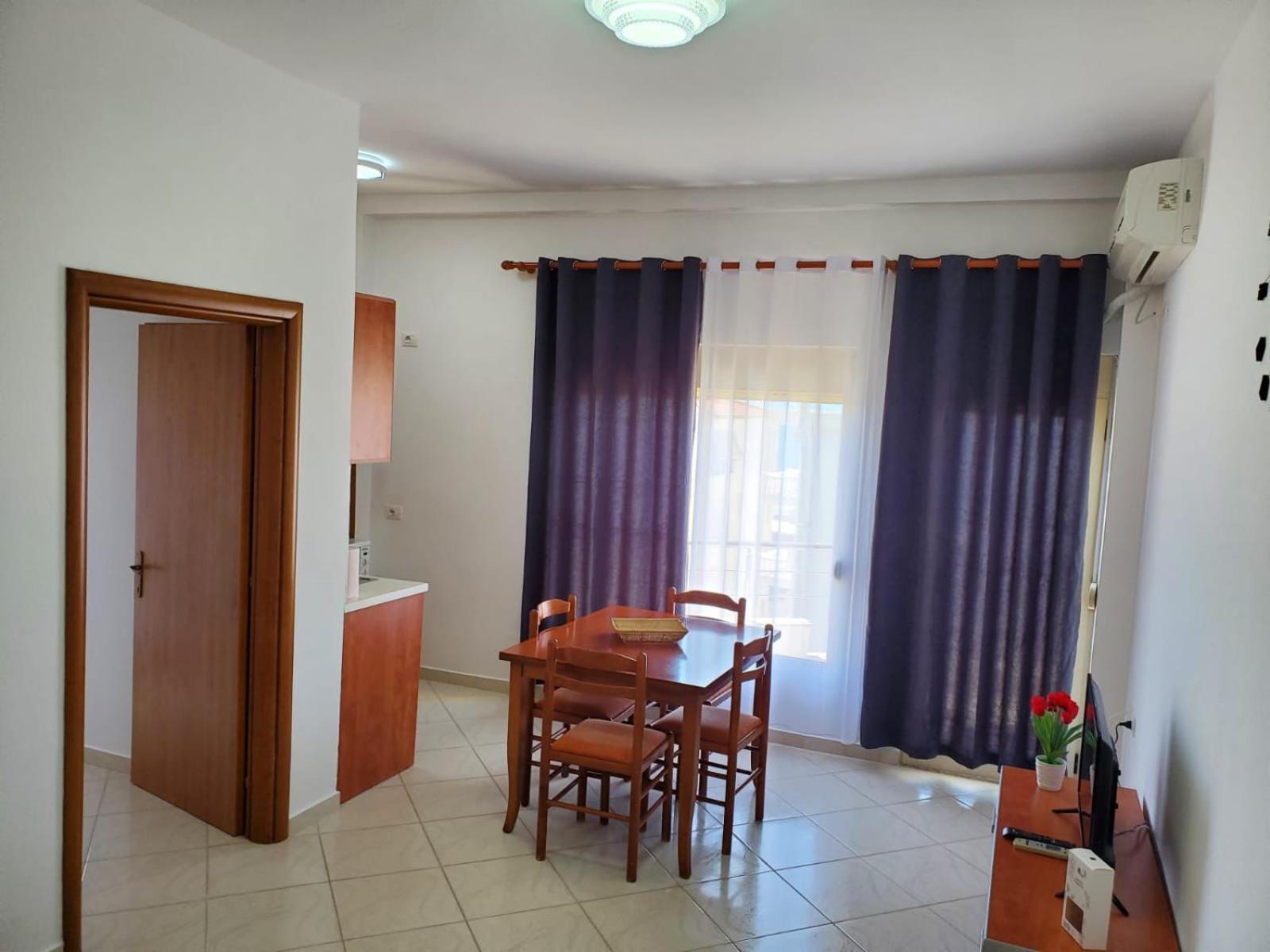 Summer Gate Apartment Sarande Bagian luar foto