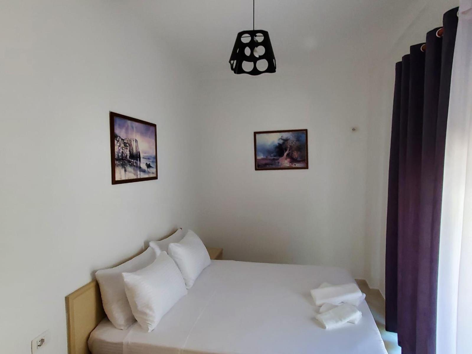 Summer Gate Apartment Sarande Bagian luar foto