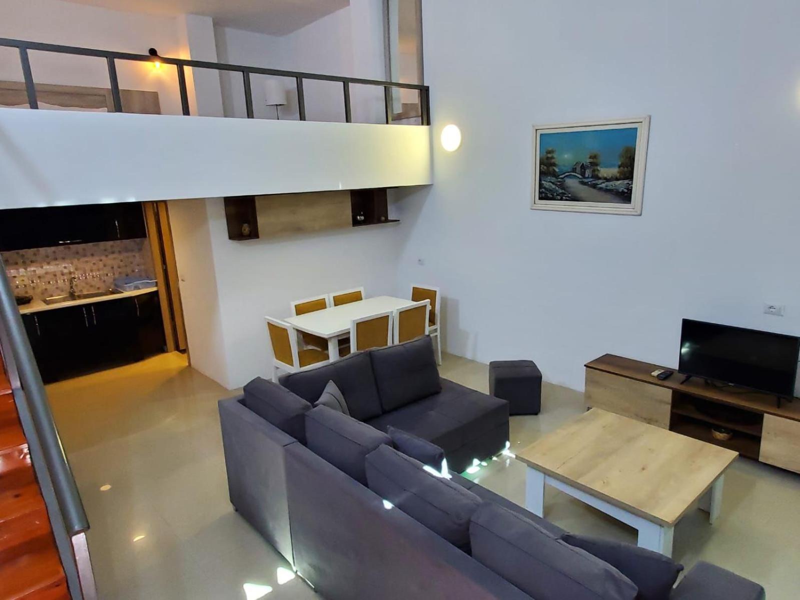 Summer Gate Apartment Sarande Bagian luar foto
