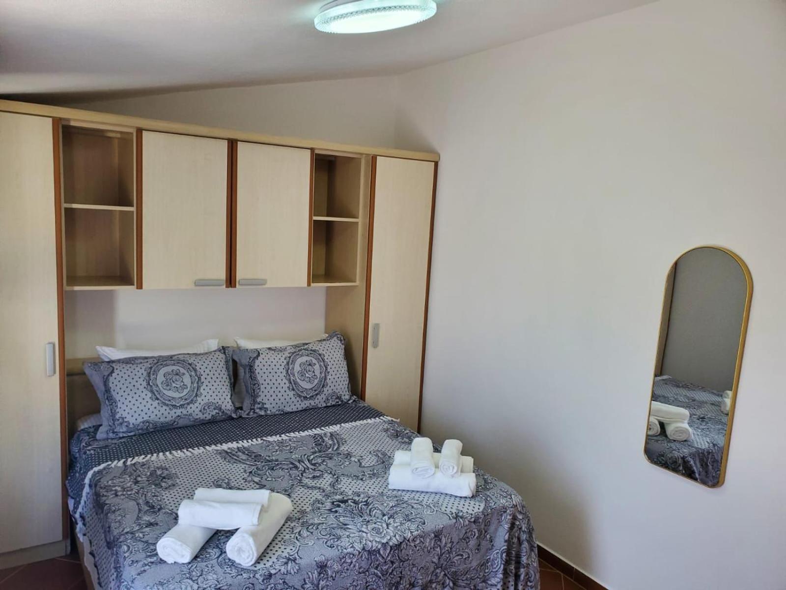 Summer Gate Apartment Sarande Bagian luar foto