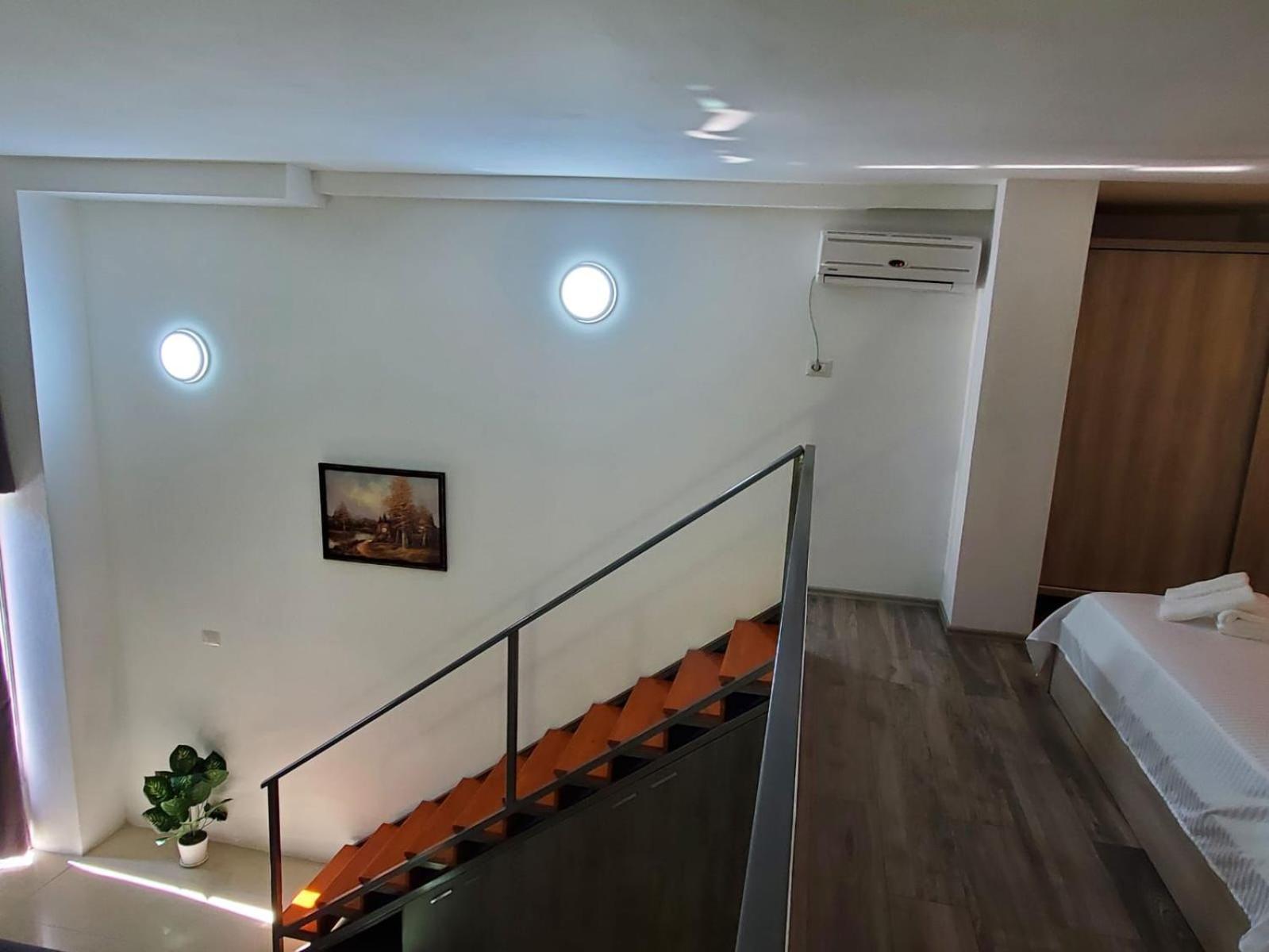 Summer Gate Apartment Sarande Bagian luar foto