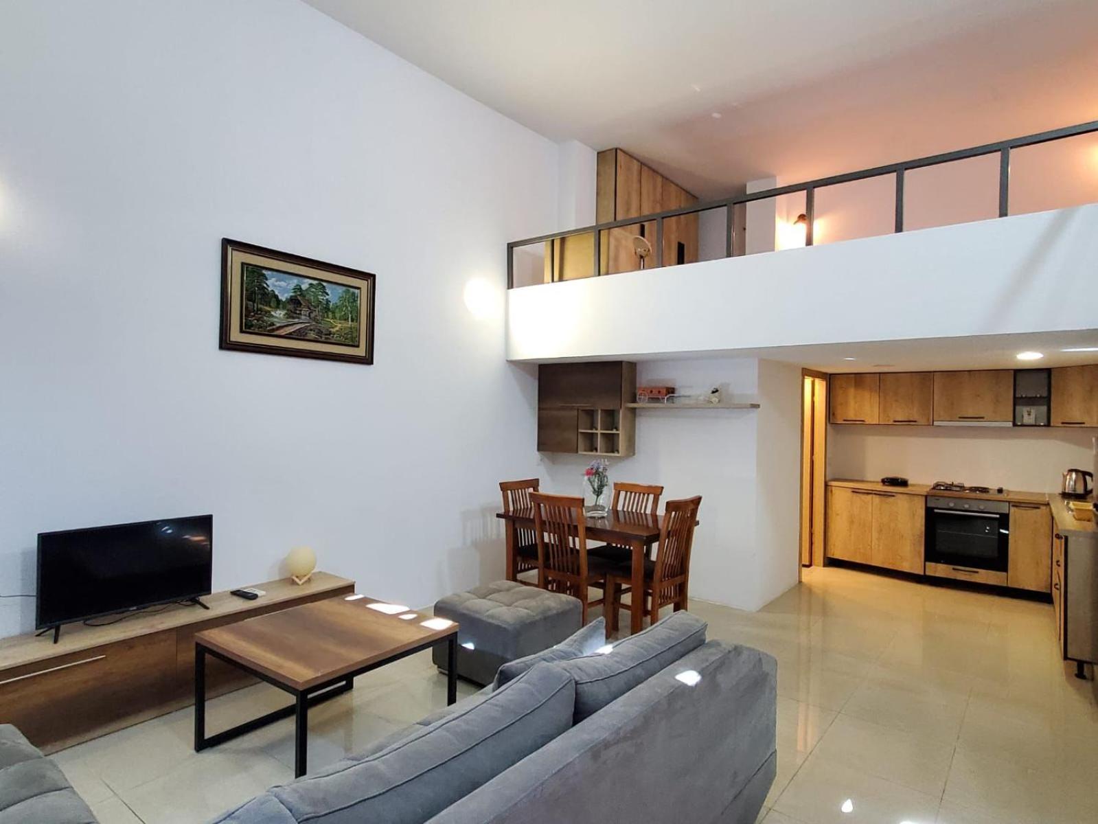Summer Gate Apartment Sarande Bagian luar foto