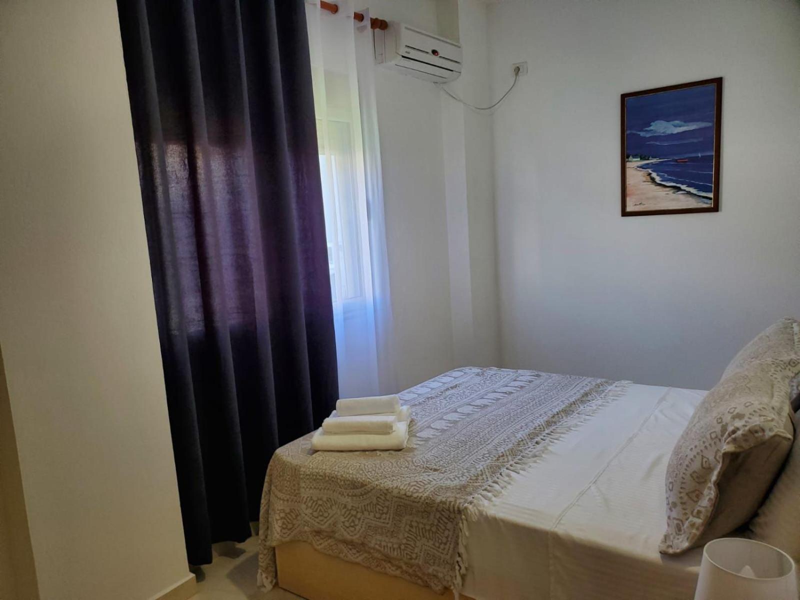 Summer Gate Apartment Sarande Bagian luar foto