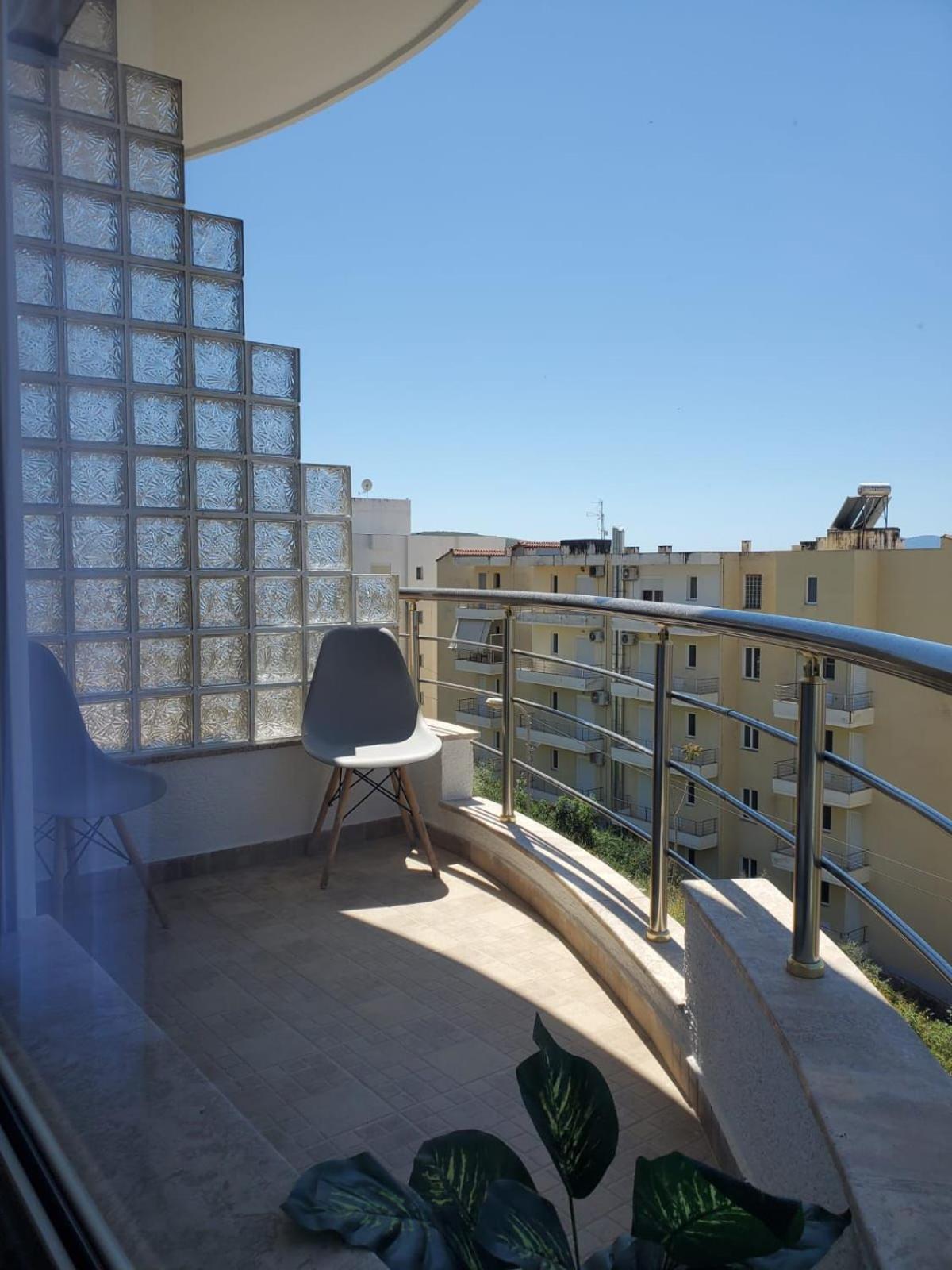 Summer Gate Apartment Sarande Bagian luar foto