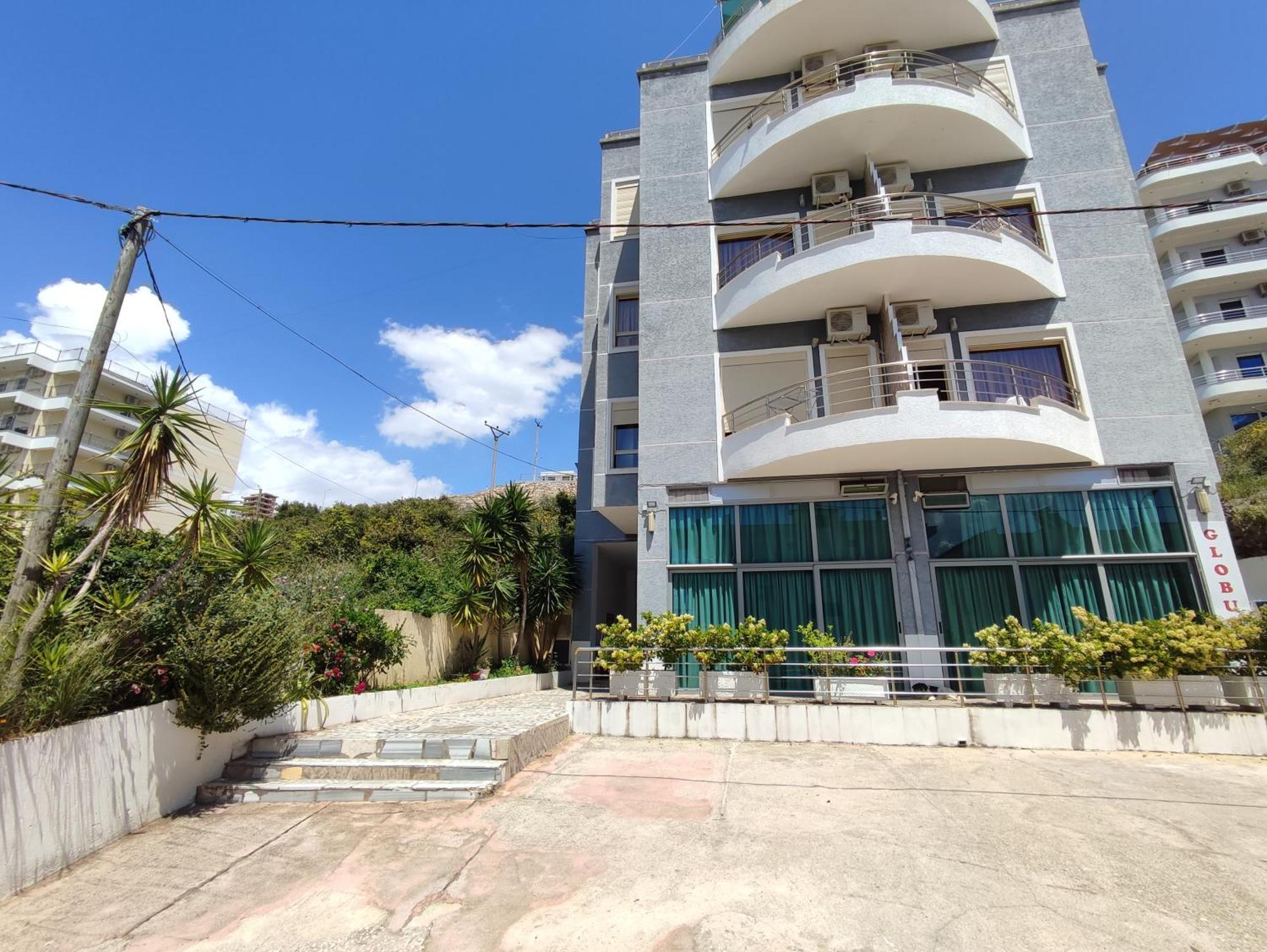 Summer Gate Apartment Sarande Bagian luar foto