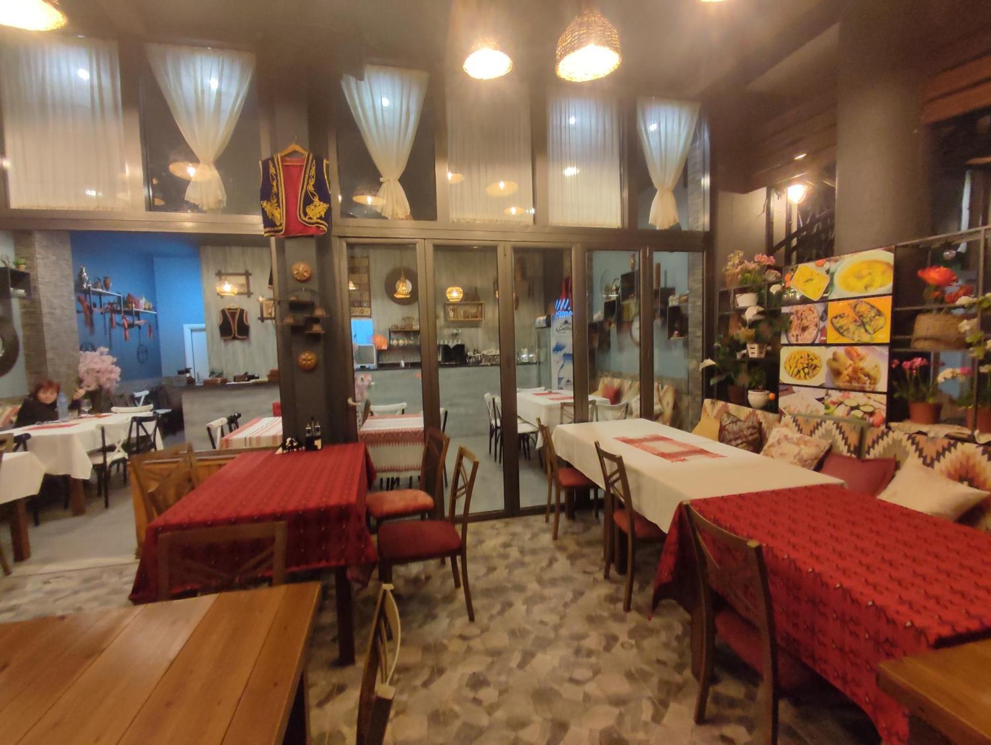 Summer Gate Apartment Sarande Bagian luar foto